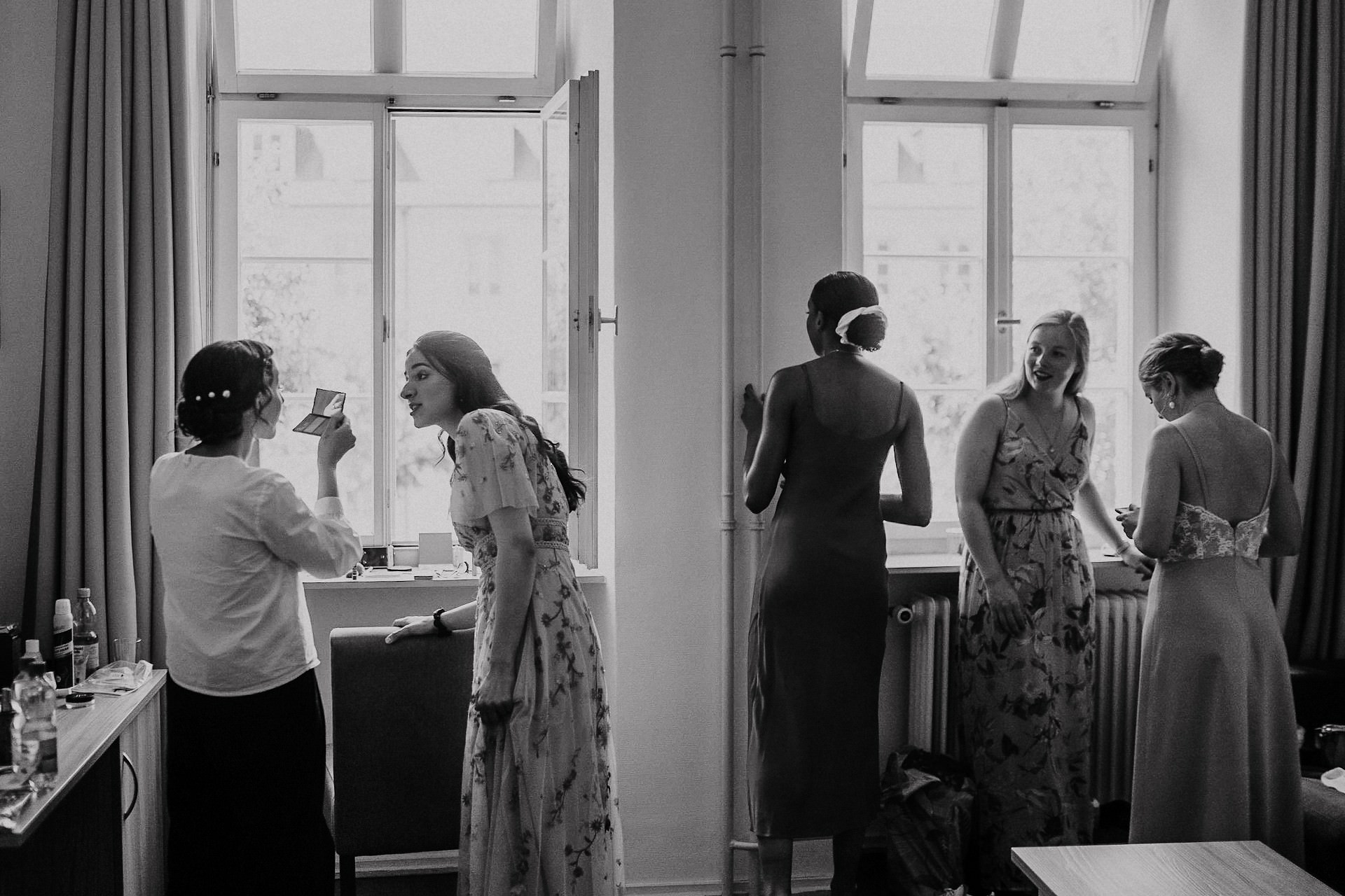 Bridal Party beim Getting Ready der Hochzeit in Heidelberg