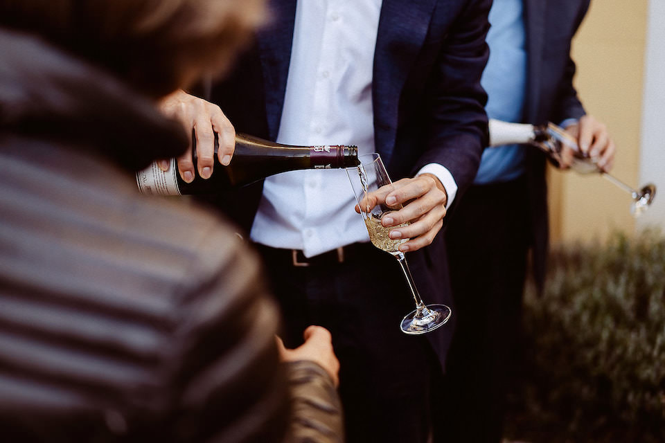 Sektempfang bei der Hochzeit im Standesamt Deidesheim