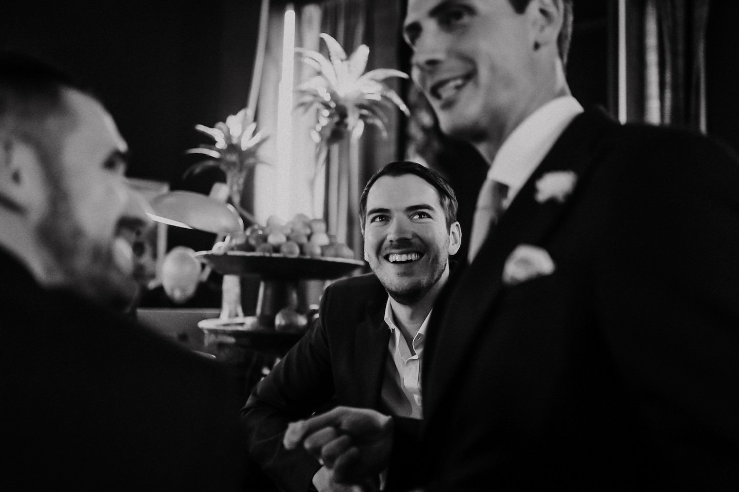 Gäste an der Hotelbar Speicher 7 bei einer Hochzeit