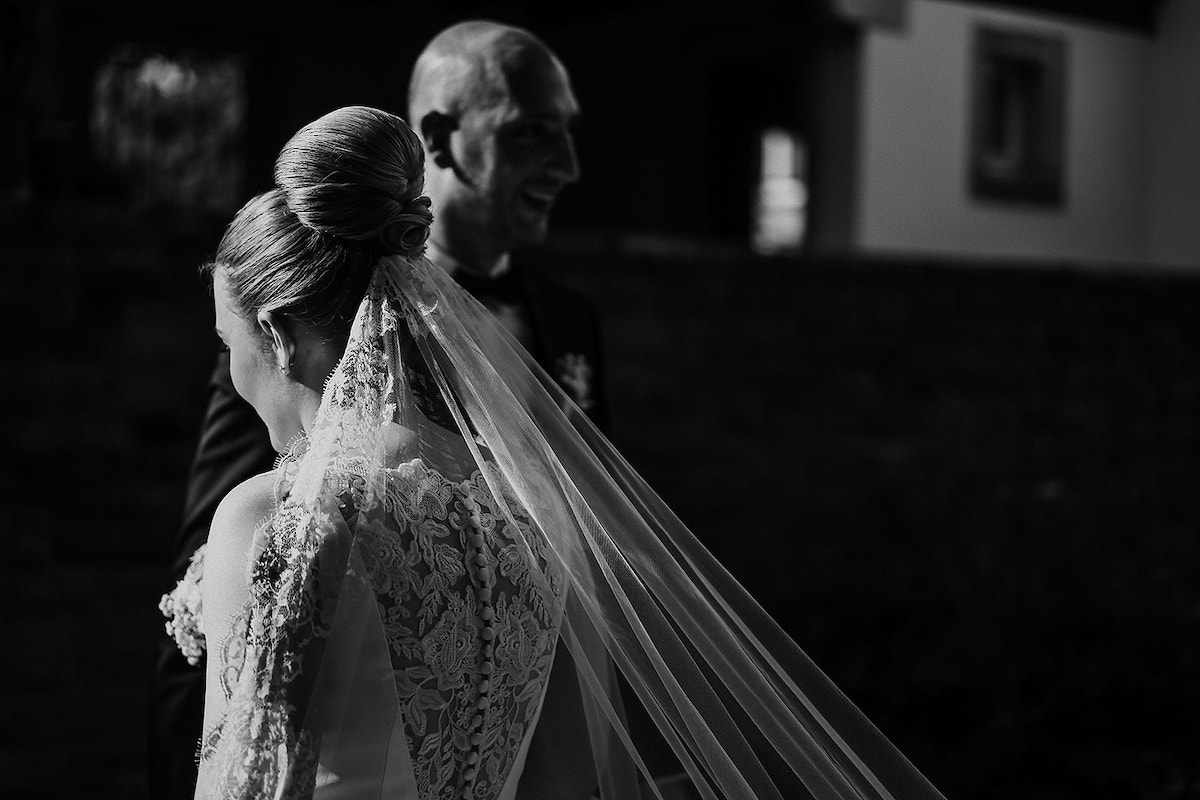 Hochzeitsfotos in Deidesheim nach der Hochzeit in der evangelischen Kirche